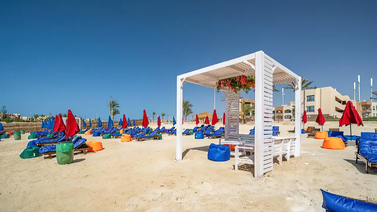 الفندق مارينا بلازا ريزورت العلمين - العلمين